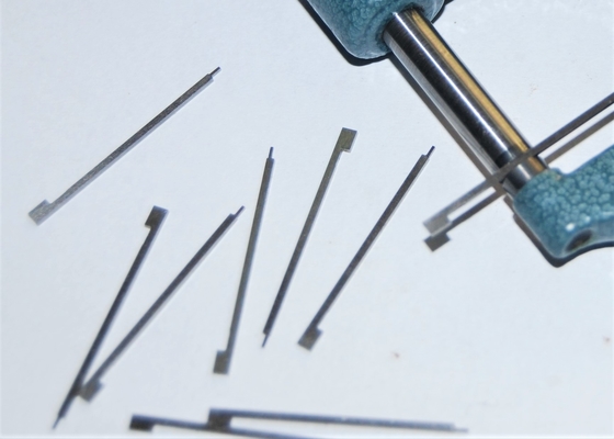 Piezas plásticas del moldeo por inyección de SKH51 TiCN, Pin recto del eyector de la nitruración