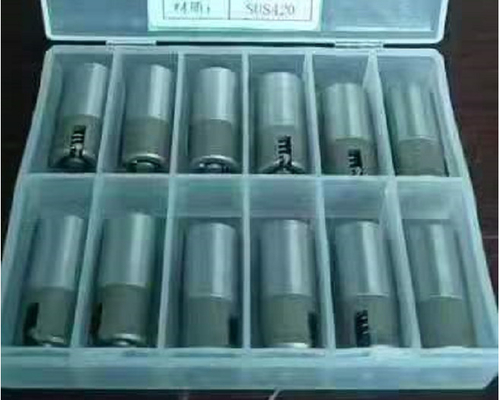 el molde plástico de la precisión del ANSI de 6m m parte el Pin del eyector de aire de la válvula de válvula de disco con movimiento vertical del aire 40CR