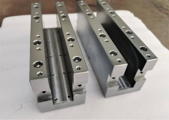 Piezas de aluminio de acero inoxidables de la máquina del aparato médico de torno del CNC de la precisión