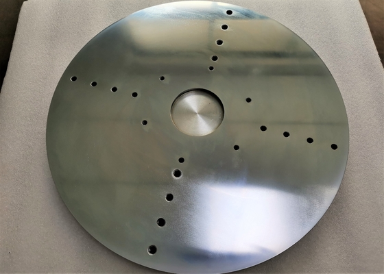 Puesta en la brocheta de las piezas que muelen de encargo del CNC de la vivienda que perforan piezas de la aleación de aluminio de la fabricación