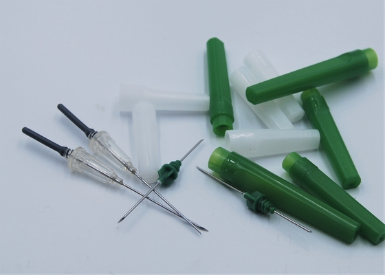 Aguja multi de la colección de la sangre de la muestra con el retroceso 21G 22G